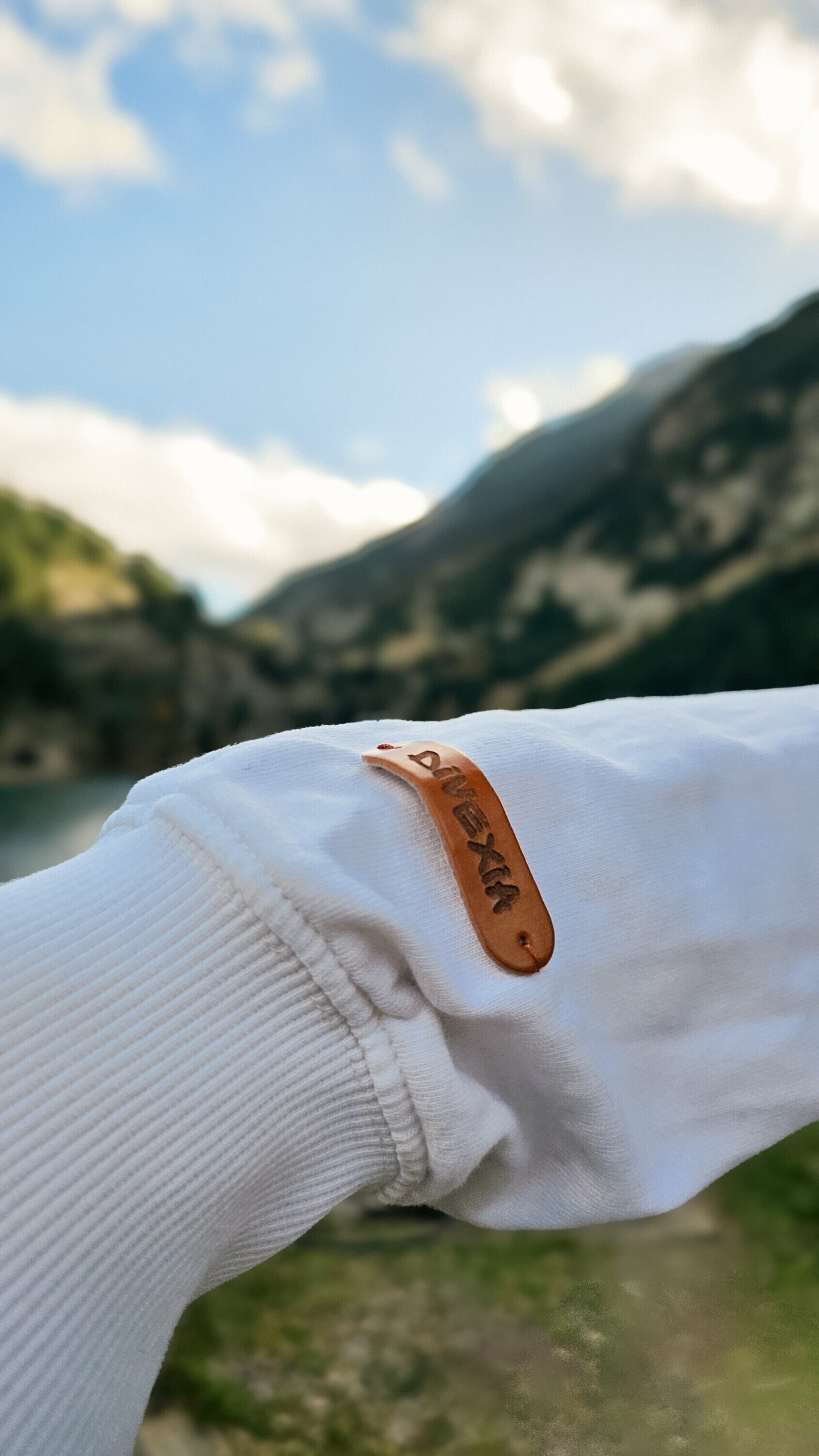 Sudadera NEURODIVERGENTE (ニューロダイバージェント) (bolsillo canguro) - 7